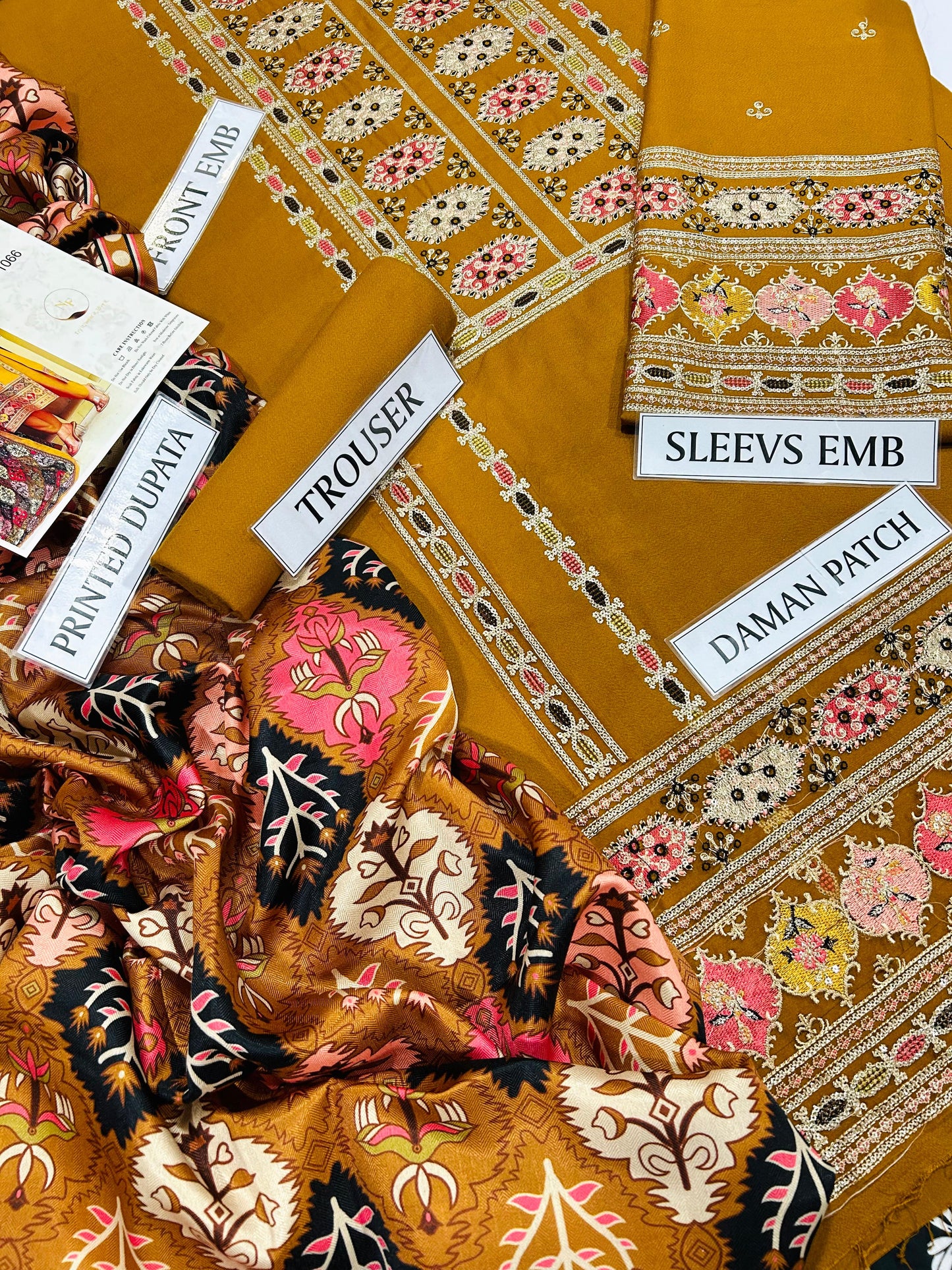 *BRAND NAME* ANEELAS
*FABRIC*
PREMIUM AIR-JET DHANAK