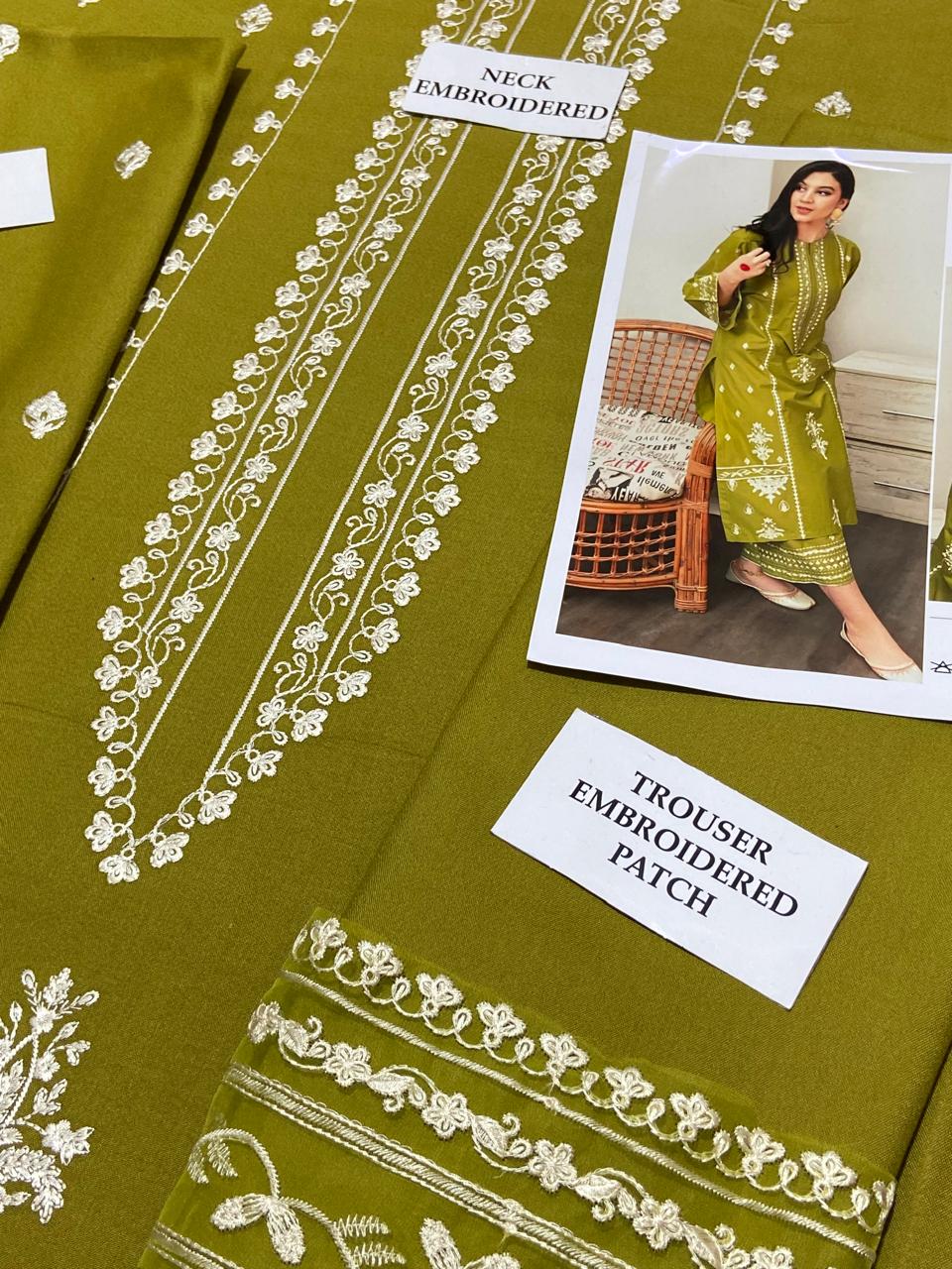 URGE- 2 PIECE UNSTICED IN DHANAK